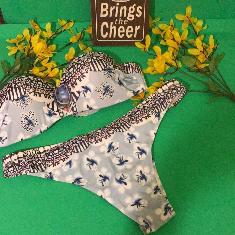 Bikini🌟 - Picture 2 of 2